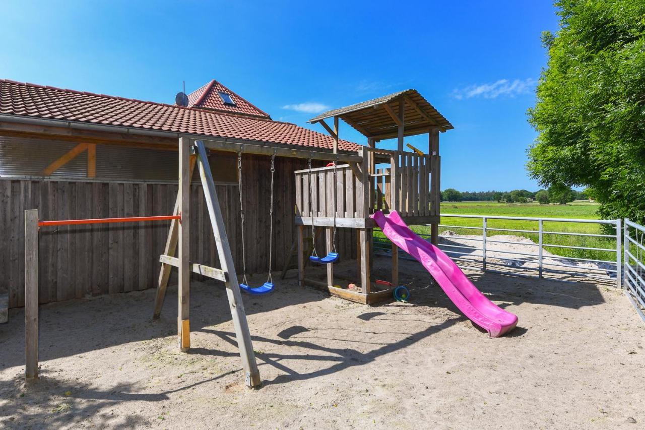 Moorweg Ferienwohnung Muehlenblick Auf Dem Ferienhof Eschen מראה חיצוני תמונה